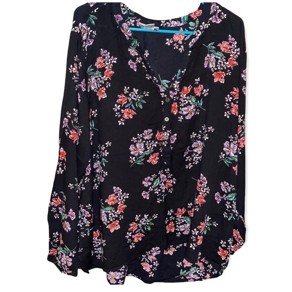 CW CLASSIC Tops - CW CLASSICS Women’s Blouse with flowers. Size 3X